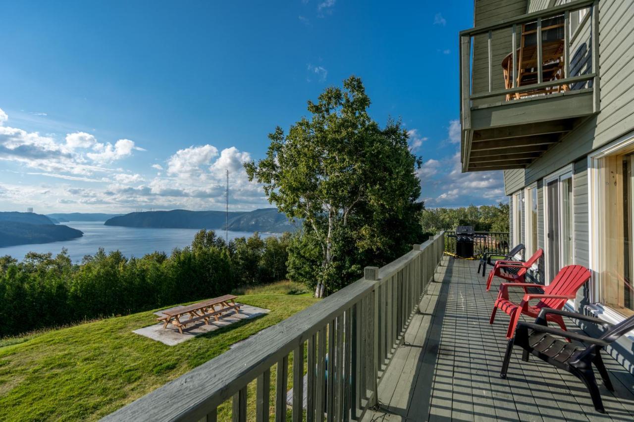 Montfjord - Chalets, Vue Spectaculaire Et Spa. Chantafjord #4 Sacre-Coeur Exterior foto